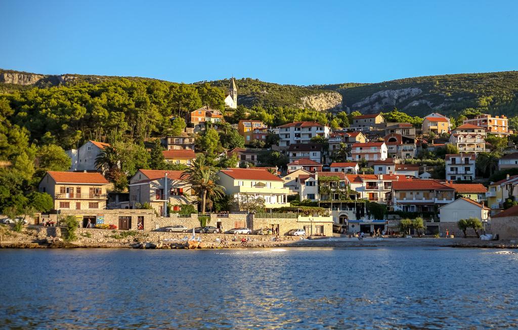 Apartments And Rooms Dobrila Jelsa  Kültér fotó
